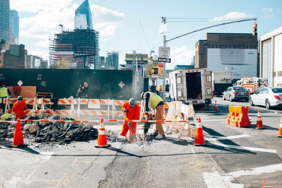 construction jobsite in managing with Fieldlens by RedTeam